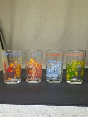 1974 Welch's jelly glasses  Warner Bros. Looney Tunes and Archie Comics